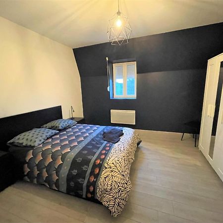 Le Boulard : Appartement En Plein Coeur Du Centre De แร็งส์ ภายนอก รูปภาพ